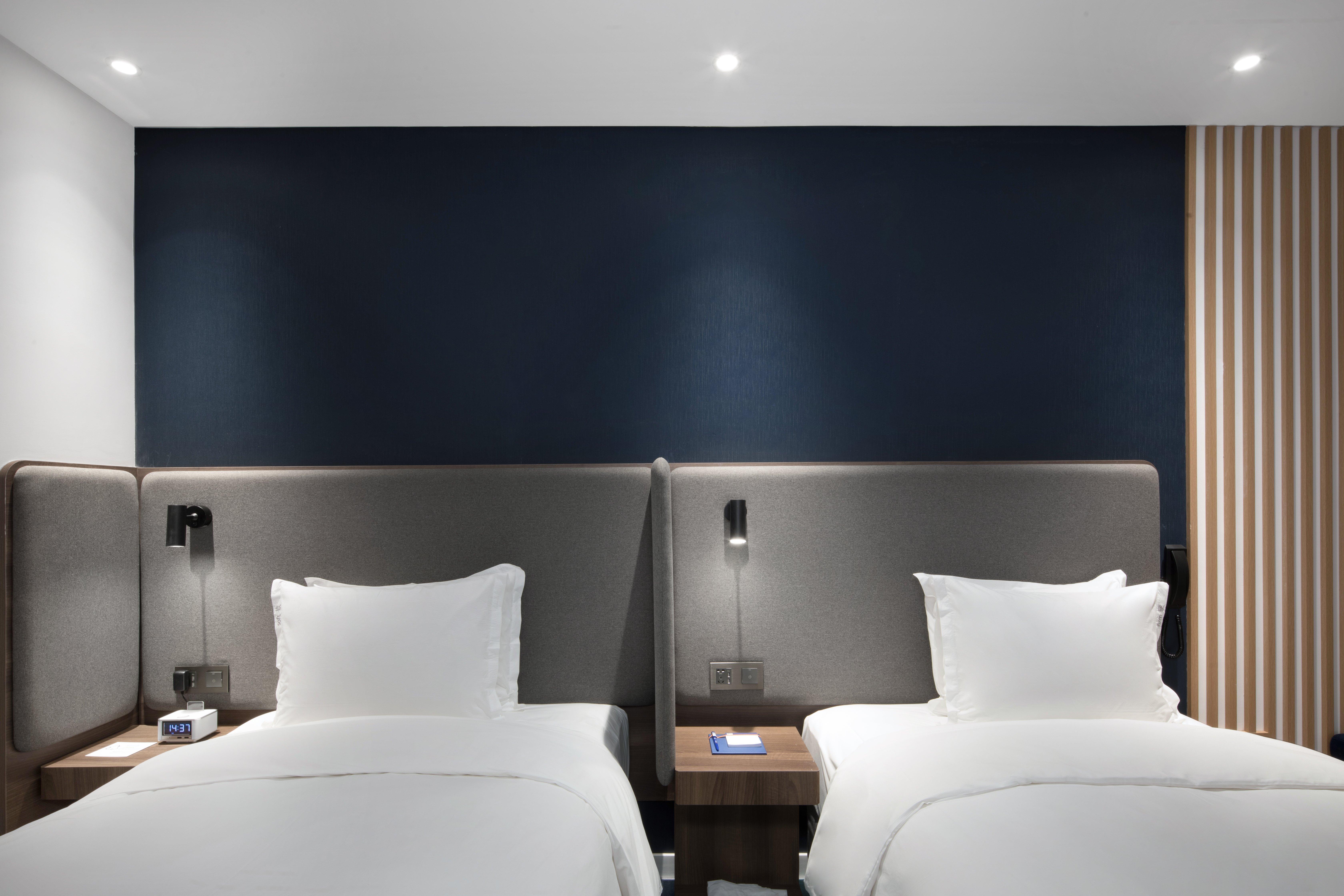 Hotel Express Tourism Zone, An Ihg Shanghai